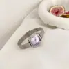 Novo Relógio Lilás 2024 com Mostrador Pequeno Feminino Design de Nicho Coreano Simples Exquisito Pequeno Luxo Leve Relógio para o Trabalho
