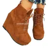 Botas Martin de mujer europeas y americanas transfronterizas de talla grande, cálidas y afelpadas, botines de invierno europeos y americanos de moda con punta redonda y tacones de cuña, al por mayor de talla grande