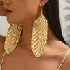 Joias Europeias e Americanas de Estilo Transfronteiriço, Design Personalizado Exagerado de Folha Grande e Pena, Brincos da Moda, Brincos Versáteis e de Alto Padrão