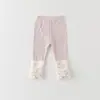 Sudadera para Niña 2026 Primavera Nuevo Estilo Ropa de Encaje Patchwork para Bebés y Niños Pequeños Top Versátil Floral para Bebés Niñas Clase A