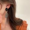 Pendientes de Patrón Calado de Aguja de Plata para Mujer 2022 Nueva Moda Temperamento Retro Pendientes Exagerados Pendientes con Sentido del Diseño Nicho