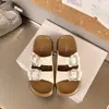 Estilo Coreano de Verano Más Vendido Hebilla Doble de Diamante Ropa para Exteriores Versátil Cómodo Casual Moda Chanclas de Suela Gruesa para Mujer