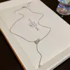 Diseño de nicho no se decolora collar de acero de titanio joyería para mujer lujo ligero alta gama moda temperamento Joker cadena para clavícula venta al por mayor