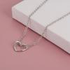 Collar de Corazón Calado Nicho de Lujo Ligero Transfronterizo para Mujer, Celebridad de Internet Estilo Coreano y Japonés Diseño Simple Colgante Cadena para Clavícula para Suéter