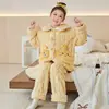 Conjunto de pijama de fleece coral para meninas para outono e inverno de 2026, novo roupão infantil de flanela espessada para meninas