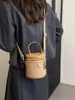 Bolsa Saco Versátil de Moda de Nicho para Mulheres 2025 Nova Chegada Transfronteiriça Bolsa de Mão com Padrão Trançado Casual Exquisite Bolsa Transversal