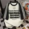 Camiseta Chic Estilo Japonês com Estampa de Letras e Três Listras Manga Curta 2026 Verão Novo Estilo Casal Top Oversized