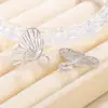 Pendientes de Mariposa Hueca para Mujer Nicho Diseño Único Retro Extraíbles Moda Elegante Simple Pendientes de Viento Frío para Mujer