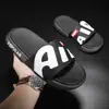 Oferta Especial Liquidación Pantuflas para Hombre Tallas y Estilos Disponibles Chanclas Sandalias de Dedo Puesto de Mercado Mercado Nocturno Fuente de Artículos