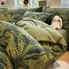 Nuevo juego de ropa de cama de cuatro piezas de grado A, 100% algodón, cepillado y engrosado, para uso doméstico, con un diseño simple y versátil