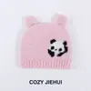 Adorable Gorro de Panda para Bebé Estilo Otoño e Invierno Dibujo Animado Infantil Peluche Cortavientos Cálido Protección para Orejas Diversión Infantil