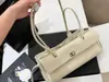 Bolso Estilo Chanel 26S Baguette Bolso de Hombro de Piel Genuina Bolso de Axila Acolchado Versión de Alta Gama Bolso de Mano con Patrón de Grano Bolso Bowling