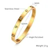 Pulseira de Aço Titânio Que Não Desbota, Pulseira Feminina de Aço Inoxidável com Superfície Espelhada e Cravação de Diamantes, Pulseira com Fecho, Luxo Leve Europeu e Americano, Atacado do Fabricante