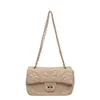 Bolso de mujer transfronterizo bolso de cadena de hilo acolchado de diamantes bolso cuadrado pequeño versátil de diseño de nicho moderno para mujer de un solo hombro cruzado