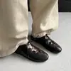 Zapatos Planos de Encaje de Cuero Transpirable Calados Retro Estilo Francés con Punta Redonda y Corte Profundo para Mujer, Primavera 2026