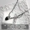 Collar Original de Corazón de Resina para Mujer, Elegante y Sencillo, con un Toque de Lujo, Colgante de Estilo Oscuro Moderno y Versátil