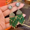 Pendientes Largos Vintage con Borlas y Diseño Hueco de Cristal Estampado, Aretes Retro Estilo Nuevo Chino Verde Imperial