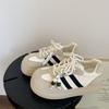 2025 Novo Estilo Pequeno Casual Sola Grossa Aumento de Altura Bico Largo Cadarço Sapatos de Treino Alemães Tênis Estilo Esportivo Retrô Coreano para Mulheres