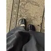 Versão em Couro de Vaca~Sapatos Estilo Francês com Biqueira Dividida Cor de Pé de Porco Vermelho para Mulheres, Sapatilhas de Solado Macio, Sapatos Rasos Deslumbrantes, Mocassins de Couro Polido