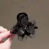 Pinza para el Cabello de Malla Negra con Flor y Trébol de Pedrería para Mujer, Accesorio de Alta Gama para Recoger el Cabello en la Parte Trasera de la Cabeza, Pasador Elegante y con Estilo
