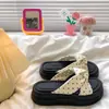 Sapatos femininos estilo fada, coleção primavera 2026 da moda, versáteis com saias, sandálias de praia com tira de laço, sandálias romanas