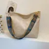 Bolso Vintage de Gran Capacidad para Viajes Diario de Mujer 2023 Invierno Nuevo Bolso Tote Casual Simple Bolso de Hombro de Moda de Nicho