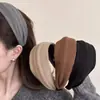 Faixa de Cabeça Larga de Lã Retrô Outono e Inverno para Mulheres, Luxo Acessível de Alta Qualidade, Cor Lisa, Faixa de Cabeça Versátil de Topo Alto, Acessórios de Cabelo para Lavar o Rosto para Mulheres