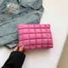 Bolsa de Maquillaje de Mano Acolchada Moda Coreana para Mujer Otoño 2024 Nueva Moda Cuadros Plegada Portátil Pequeña Cuadrada
