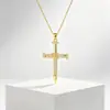Colgante de Collar con Colgante de Cruz en Forma de Uña Europeo y Americano Lujo Ligero Simple Chapado en Cobre Color 18k que Conserva el Color Colgante de Estilo Emocional de Pareja de Gama Alta