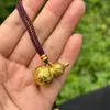 Collar de Girasol con Carácter de Fortuna Chapado en Oro Giratorio con un Colgante de Brújula Giratoria Cadena para Suéter Tótem
