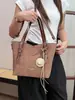 Bolso de Mujer de Gran Capacidad Nuevo 2025, Vintage Lindo Otoño/Invierno, Popular Este Año, Bolso de Compras de un Solo Hombro, Bolso Tote para Viajes Diarios