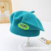 Gorro de punto para niños, boina de lana de oso de otoño e invierno, bonito gorro de pintor de dibujos animados de estilo occidental para niñas, gorro para bebé