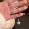 Collar con Colgante de Perla Estrellada Estilo Francés de Lujo Ligero y Circonita para Mujer, Cadena para Clavícula Versátil de Lujo Ligero con Temperamento de Moda de Gama Alta