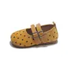 Sapatos de couro para meninas 2026 outono novo sapatos Birkenstock, sapatos de um só tom versáteis e da moda, mocassins infantis de bolinhas, AliExpress