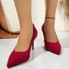 Novos Sapatos de Salto Agulha Bico Fino em Camurça Vermelha Estilo Comércio Exterior Transfronteiriço, Sapatos Rasos Sexy e Elegantes para o Dia a Dia, Sapatos de Casamento Tamanho Grande