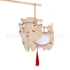Linterna portátil nueva linterna para caminar para niños juguete hecho a mano DIY colgante decorativo para jardín de infantes linterna del Festival de Primavera al por mayor