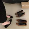 Zapatos Planos de Boca Baja Versátiles Estilo Británico Retro Colores Nuevos de Primavera y Otoño Punta Aguda Tacones de Aguja Elegantes para Damas con Falda Zapatos de Escote