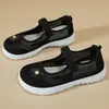 Sapatos Femininos de Verão Vazados Respiráveis Sapatos para Mães de Meia-idade Forma Larga Não Apertam os Pés Não Beliscam os Pés Sapatos para Idosos Flats Sapatos Bordados