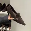 Zapatos puntiagudos, forrados de felpa, mullidos, tacones altos estilo francés, zapatos cálidos de algodón en tonos grises, zapatos negros de invierno para la noche