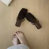 Sandalias de Goma Suave con Tacón Grueso Tejidas de Punta Cerrada Slip-On para Mujer, Temporada Primer Encuentro Verano 2026, Sandalias de Playa Huecas de Una Pieza Perezosas