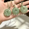 Colgante de hebilla de paz de aventurina natural para hombres y mujeres, Colgante de jade con hebilla de paz de aventurina verde claro