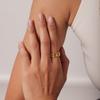 Anillo de apertura de cadena con temperamento retro francés para mujer, venta al por mayor, acero de titanio, oro de 18 quilates, joyería hueca sin decoloración