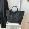 Bolso Tote de Gran Capacidad para Viajes Diarios para Mujer 2025 Nuevo Estilo Simple Casual Retro de Alta Gama Versátil Bolso de Hombro
