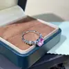 Anel de Prata Esterlina S925 com Safira Rosa para Mulheres, Design de Nicho, Anel de Pedra Colorida de Luxo de Alta Qualidade, Popular na Europa e América, Transmissão ao Vivo