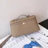 Bolsa para lonchera de cuero genuino tejida a mano de alta gama y lujo ligero para mujer, bolso de mano retro versátil, bolso cuadrado pequeño, bolso cruzado de moda para mujer