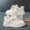 Tenis Blancos para Niña 2026 Nuevos Modelos Primavera y Otoño Zapatos Infantiles Zapatos Deportivos Blancos Tenis de Caña Baja Tenis para Estudiante Zapatos para Correr