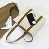 Bolso de Lona de Moda Transfronterizo Coreano de Nicho Gran Capacidad Simple para Viajes Diarios Bolso Tote Femenino para Estudiantes Universitarias