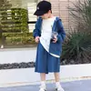 Ropa Infantil Traje con Capucha para Niños Primavera y Verano 2026 Nuevo Estilo Estilo Coreano Ropa Deportiva y Casual Infantil Moderna para Niños Medianos y Grandes