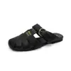 Versão em Couro de Meia-Sapatilha Feminina Estilo Retrô com Biqueira Vazada, Para Uso Externo no Verão, Sandálias com Fivela de Metal de Solado Plano, Sapatos Romanos Casuais