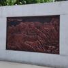 Projeto de Paisagem em Relevo de Fibra de Vidro Escultura em Estilo Chinês Mural de Fundo da Grande Muralha Escultura de Paisagem Externa Tridimensional Feita à Mão